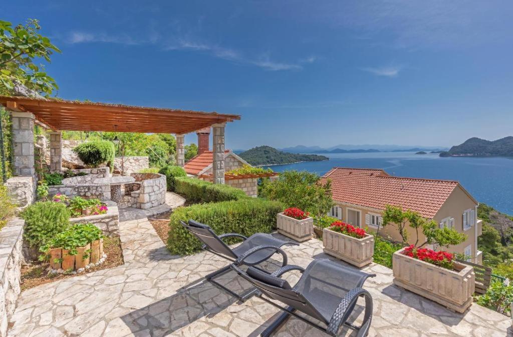 Apartments More Luxury Sobra Екстериор снимка