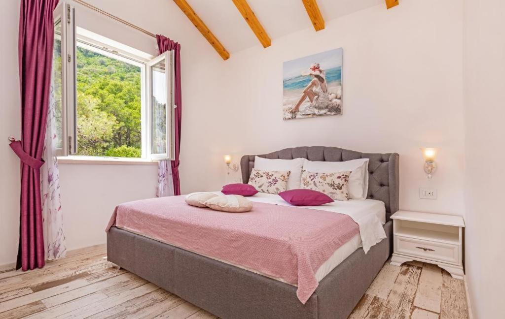 Apartments More Luxury Sobra Екстериор снимка
