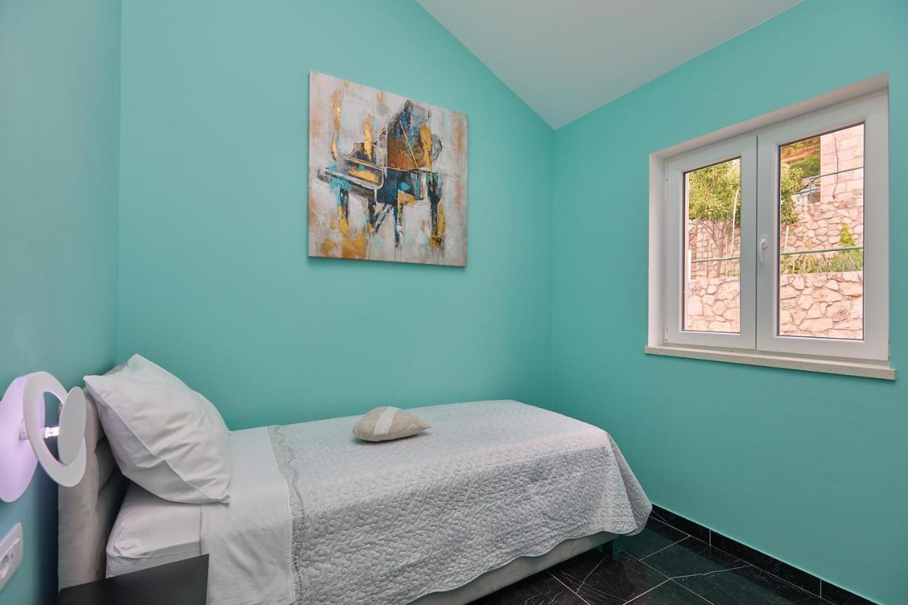 Apartments More Luxury Sobra Екстериор снимка