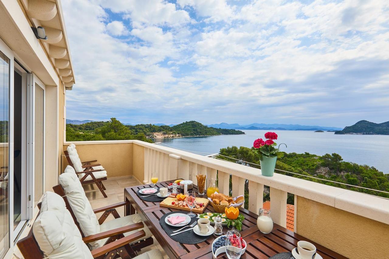 Apartments More Luxury Sobra Екстериор снимка