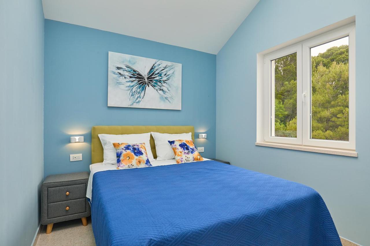 Apartments More Luxury Sobra Екстериор снимка